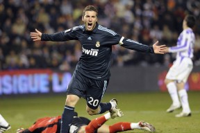 开云·体育官网-CS2战队默契配合成就奇迹：从默默无闻到冠军之巅